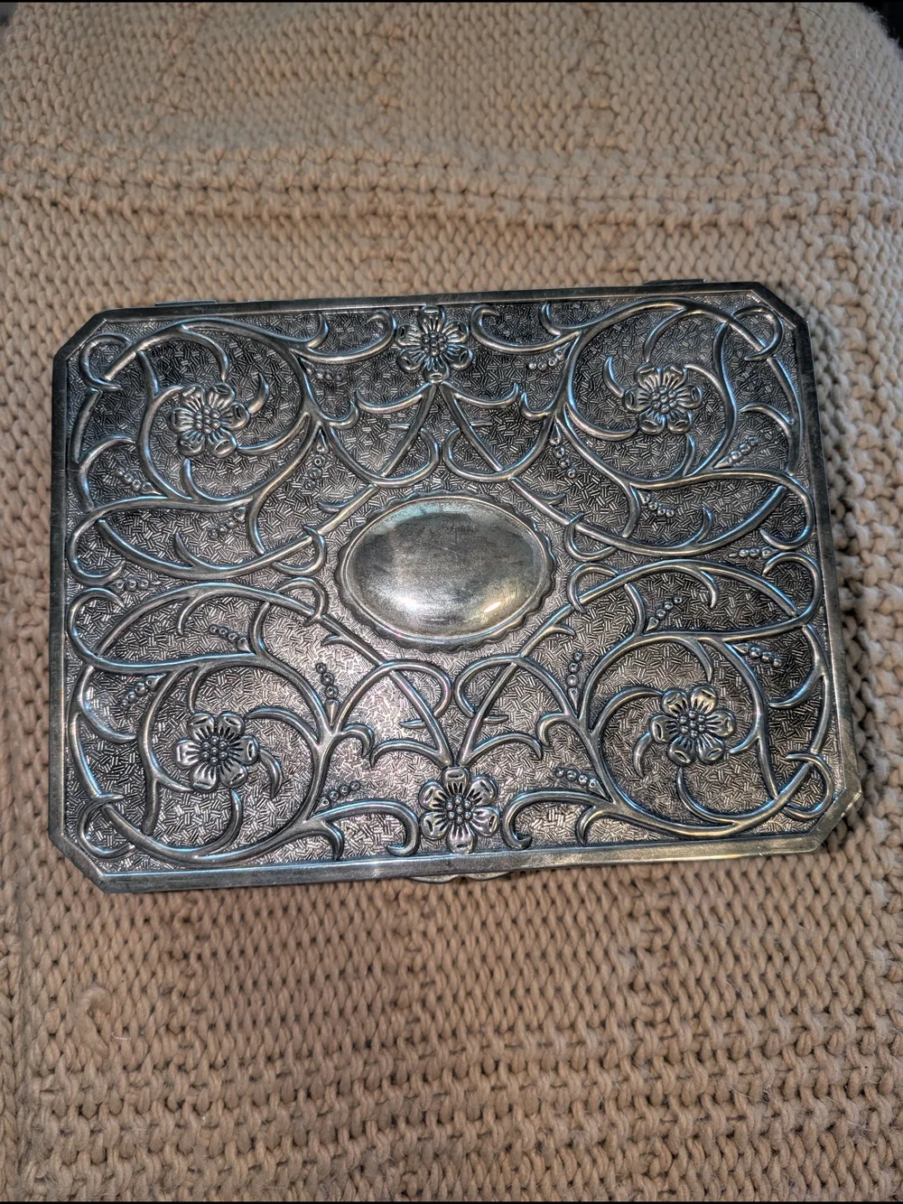 Godinger silver-plated jewelry box / Tone Trinket Box